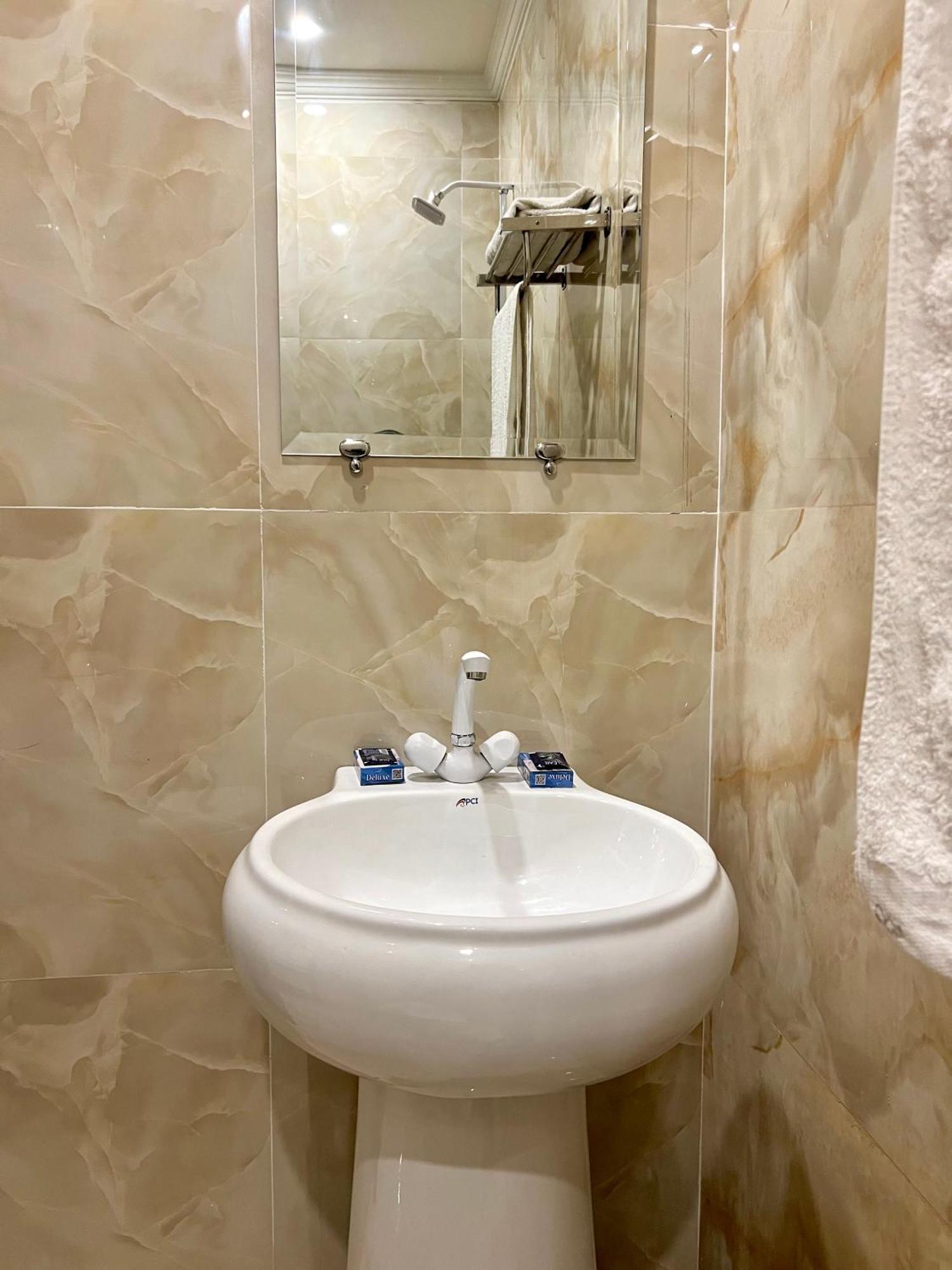 Hotel Babar House Fajsalabad Zewnętrze zdjęcie